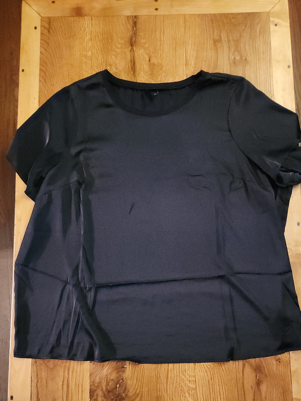 Torrid Black Silky Satin Short-Sleeve Round Neck Top Womens 2X
